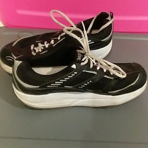 Vintage Danskin Now Toning sneakers